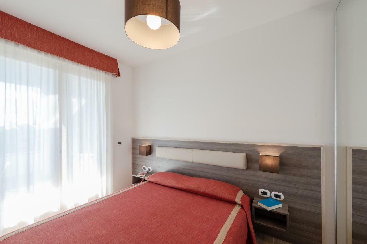 Boca Marina Aparthotel Alba Adriatica Εξωτερικό φωτογραφία