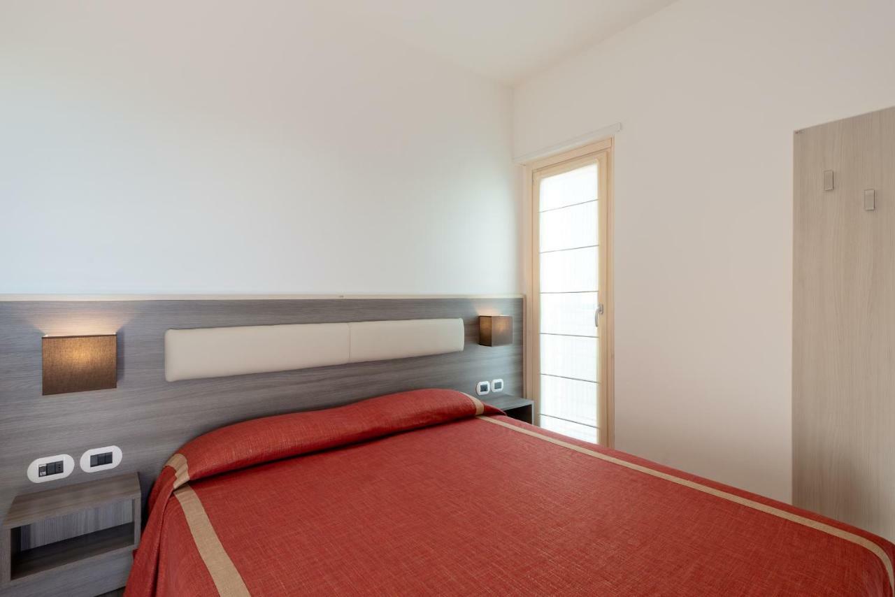 Boca Marina Aparthotel Alba Adriatica Εξωτερικό φωτογραφία